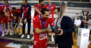 Στις 11.15 φτάνουν οι Κυπελλούχοι στη Σύρο