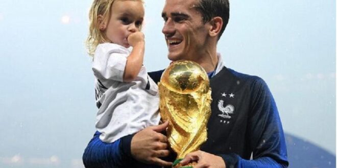 Τρίτη φορά πατέρας ο Γκριζμάν, όλα τα παιδιά του έχουν γεννηθεί 8 Απριλίου!